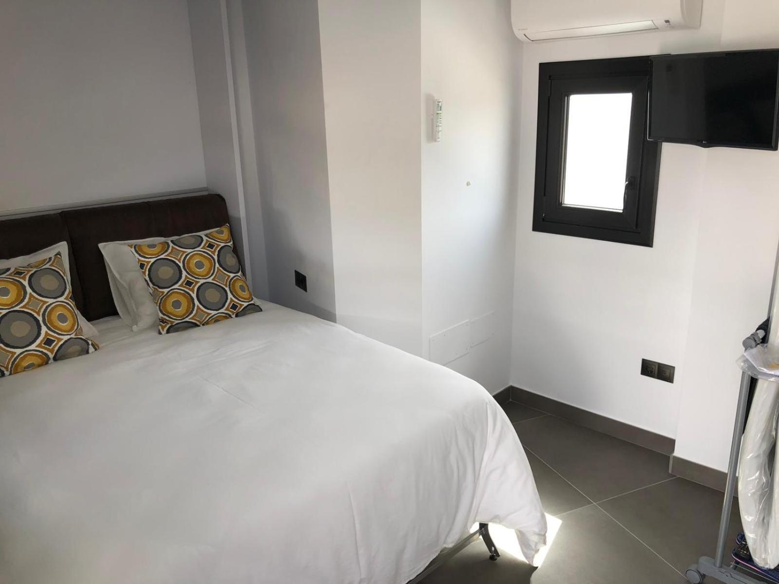 Apartamentos Kronox Нерха Екстериор снимка