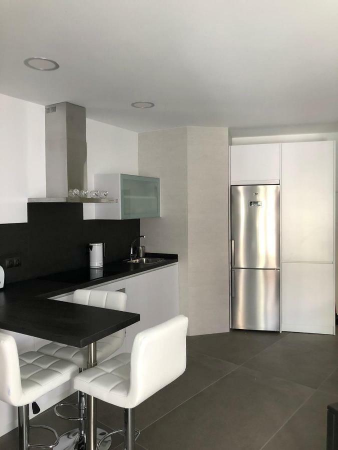 Apartamentos Kronox Нерха Екстериор снимка